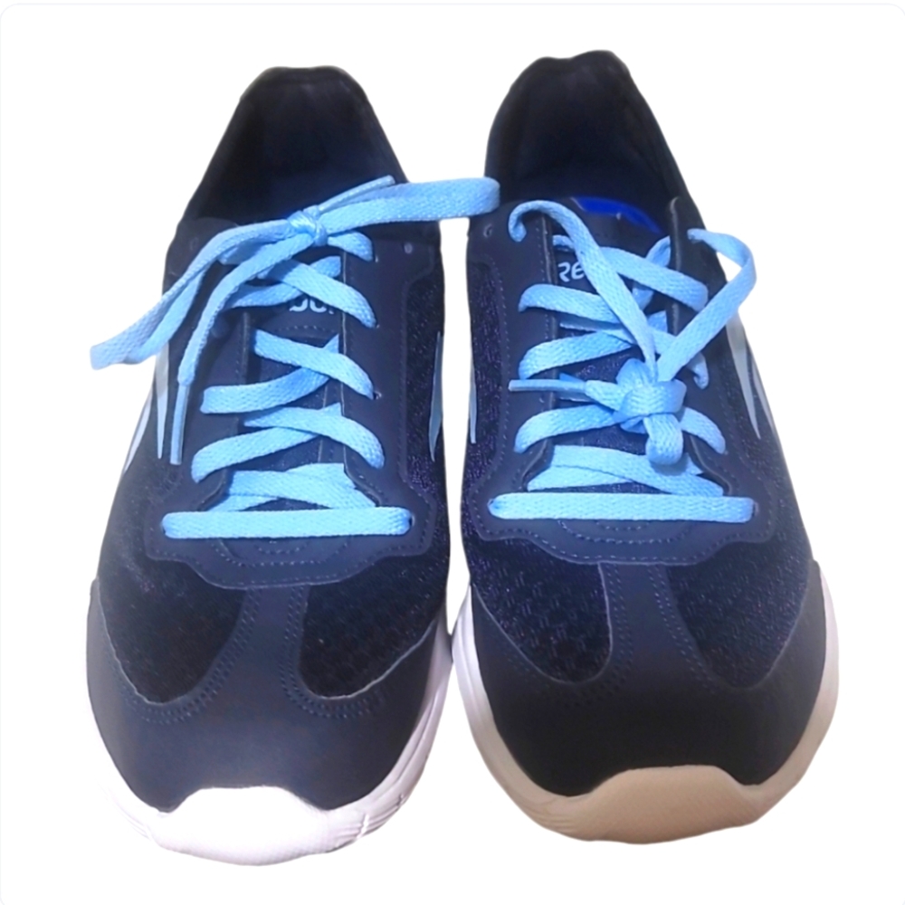 Reebok tennis shoes memory tech NWT